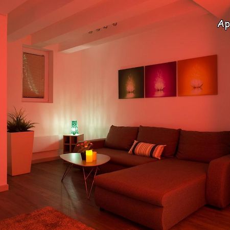 City Holliday Lux Belgrado Exterior foto