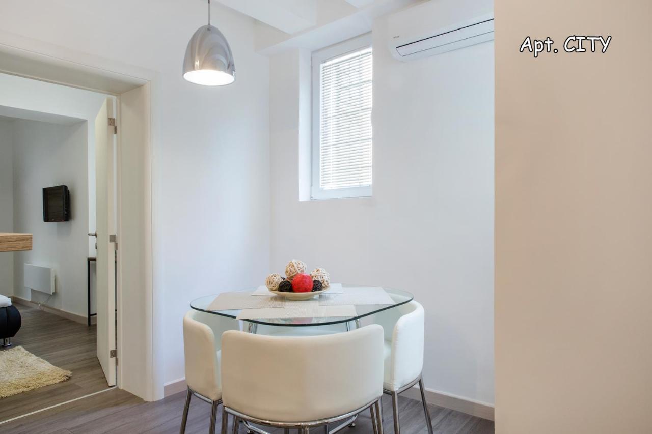 City Holliday Lux Belgrado Exterior foto