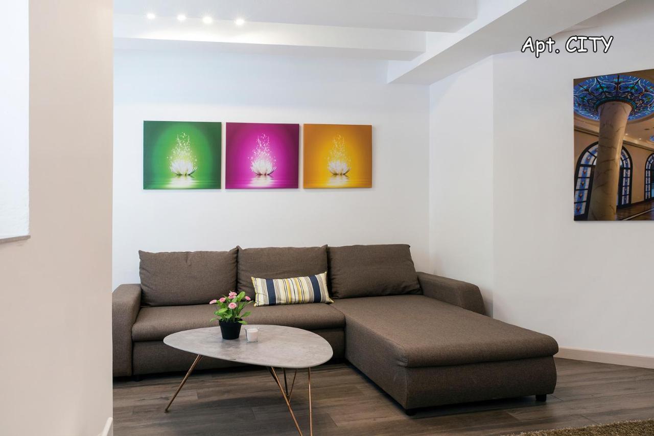 City Holliday Lux Belgrado Exterior foto