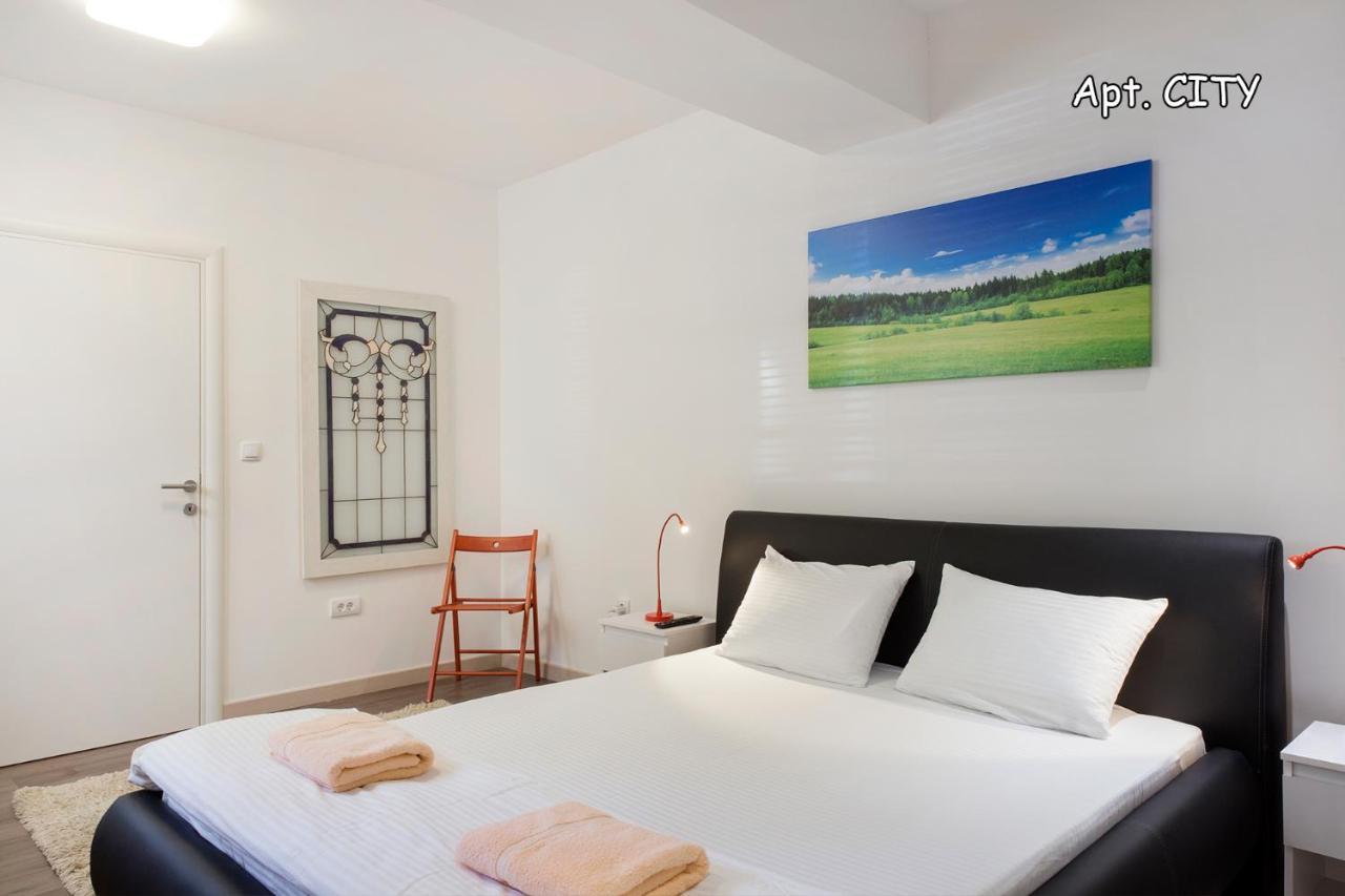 City Holliday Lux Belgrado Exterior foto