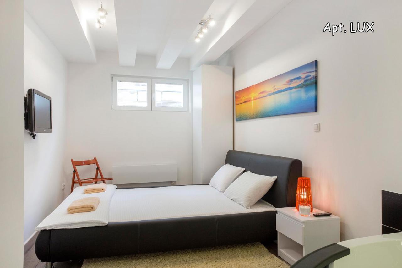 City Holliday Lux Belgrado Exterior foto